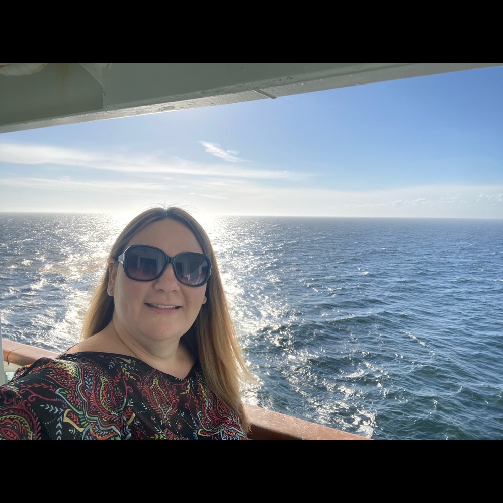 Meet your Posher, Angela